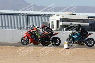 media/Nov-19-2023-CVMA (Sun) [[1f3d1b7ccb]]/Race 11 Amateur Supersport Open/